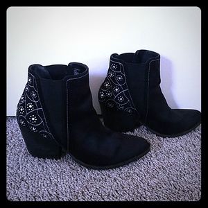 Coconuts By Matisse Rhinestone Cowgirl Booties